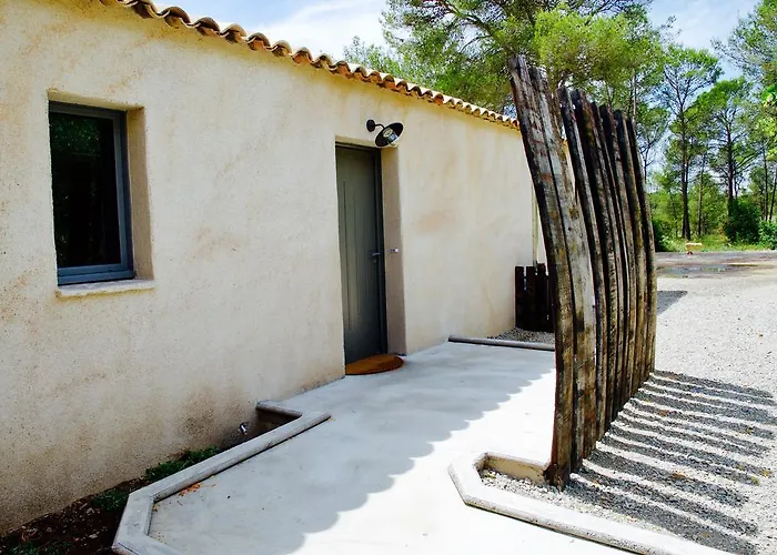 בית נופש Les Du Pic *